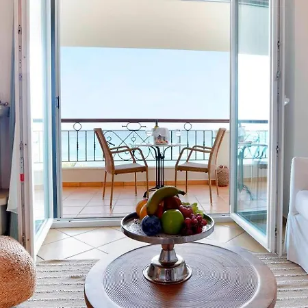 Ξενοδοχείο Delfino Blu Wellness Boutique 4*