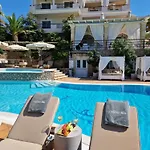 Delfino Blu Wellness Boutique ホテル 4*