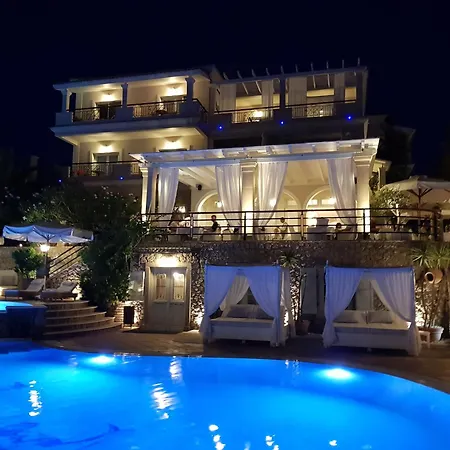 Delfino Blu Wellness Boutique ホテル