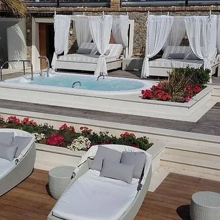 Hotel Delfino Blu Wellness Boutique 4*